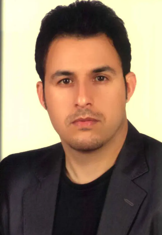 اکبر حدادی