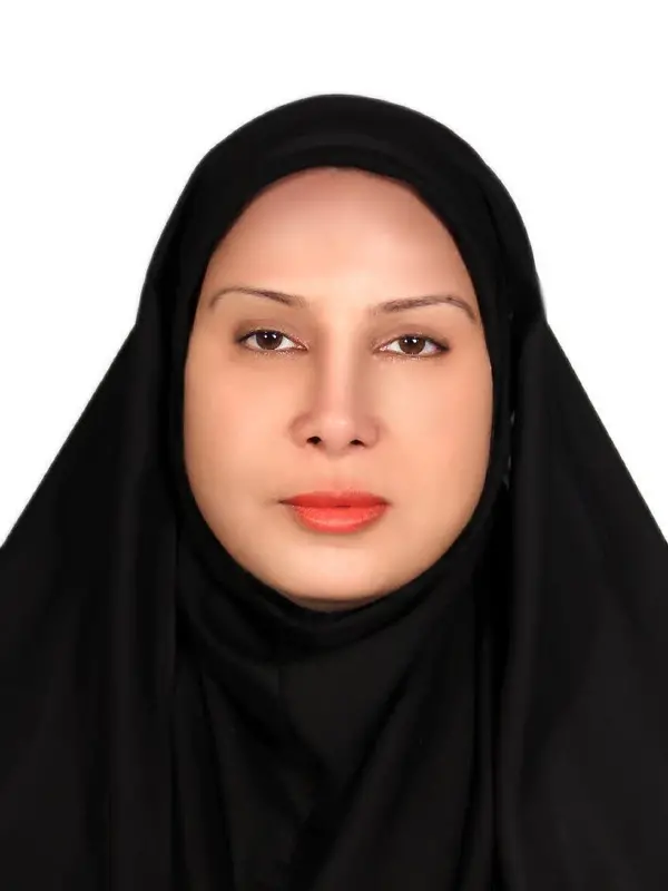 آزاده صفری