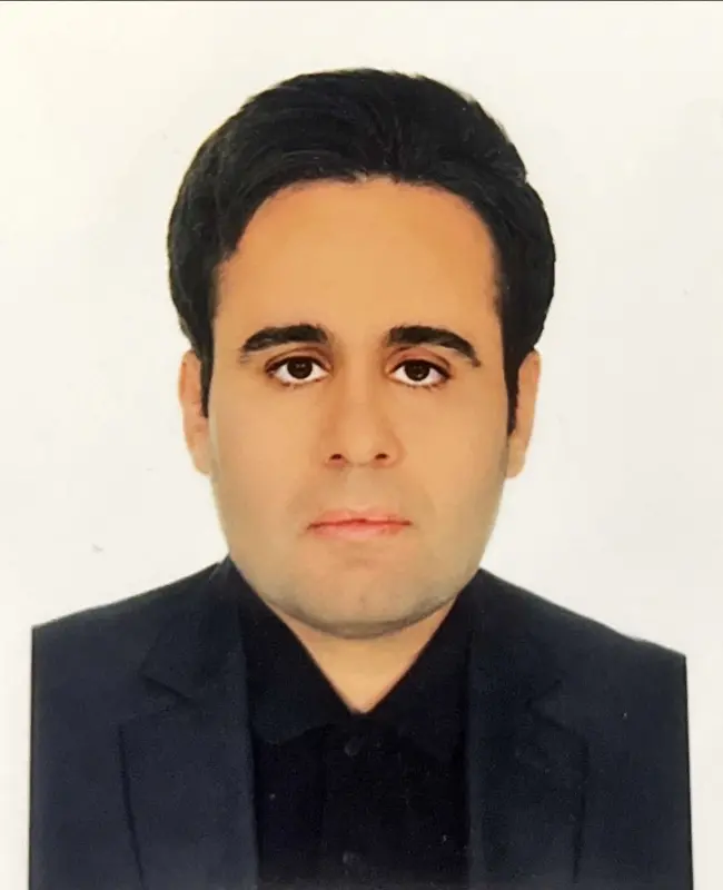 فرشاد کیانی
