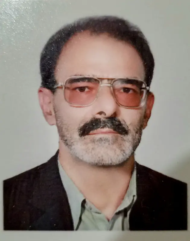 همایون رزاق خواه