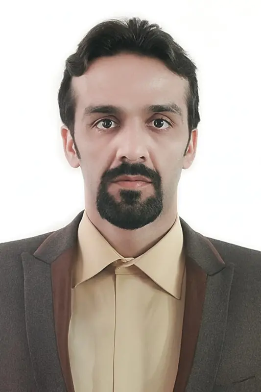 محسن طاهری