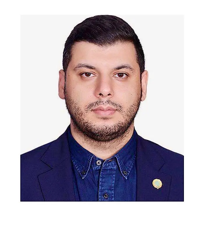 خشایار حیدریان