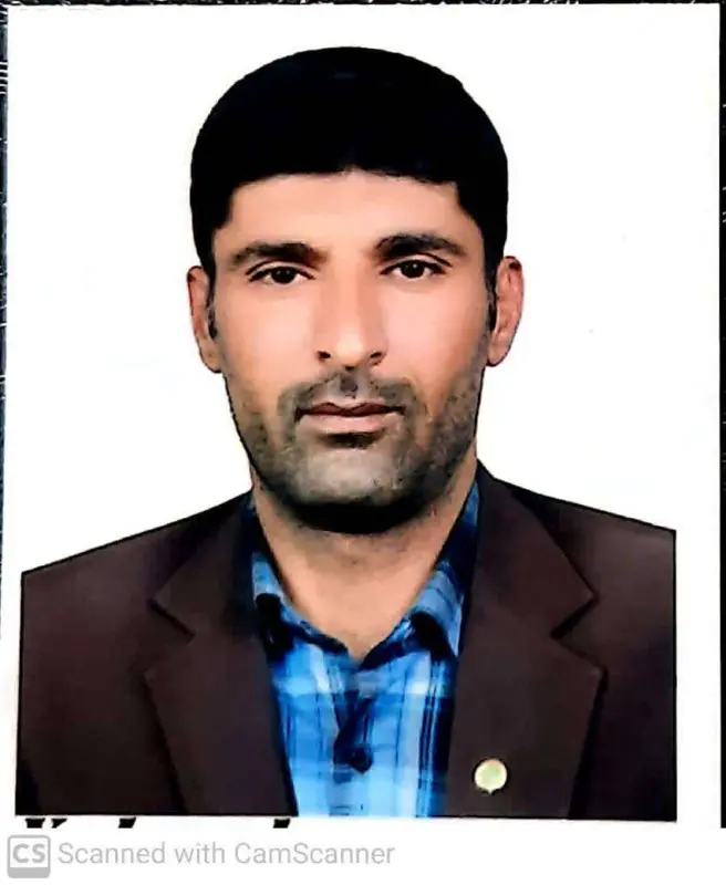 وحید داستانیان کردآبادی
