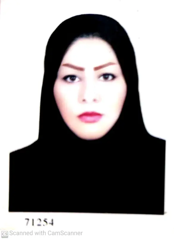 زهره محمودی