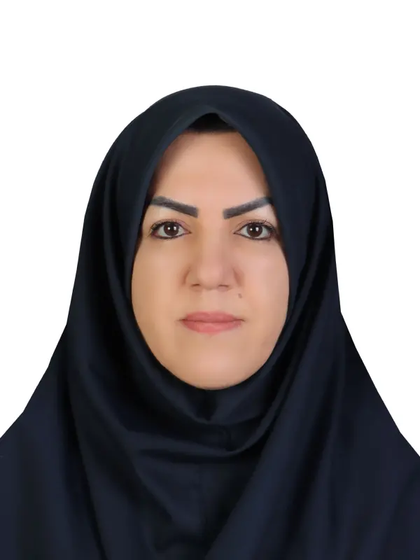 رقیه محمودی