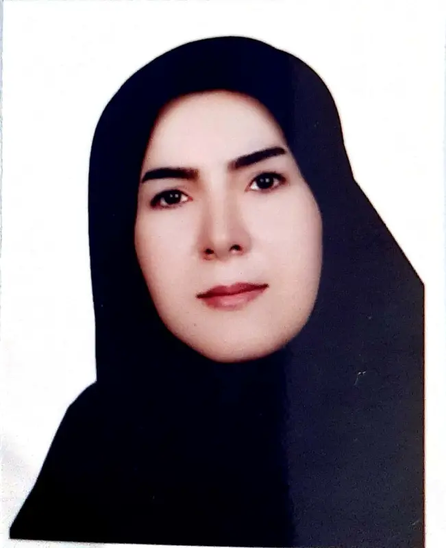 نجمه حسینی نژاد
