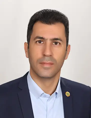 علیرضا عاشوری