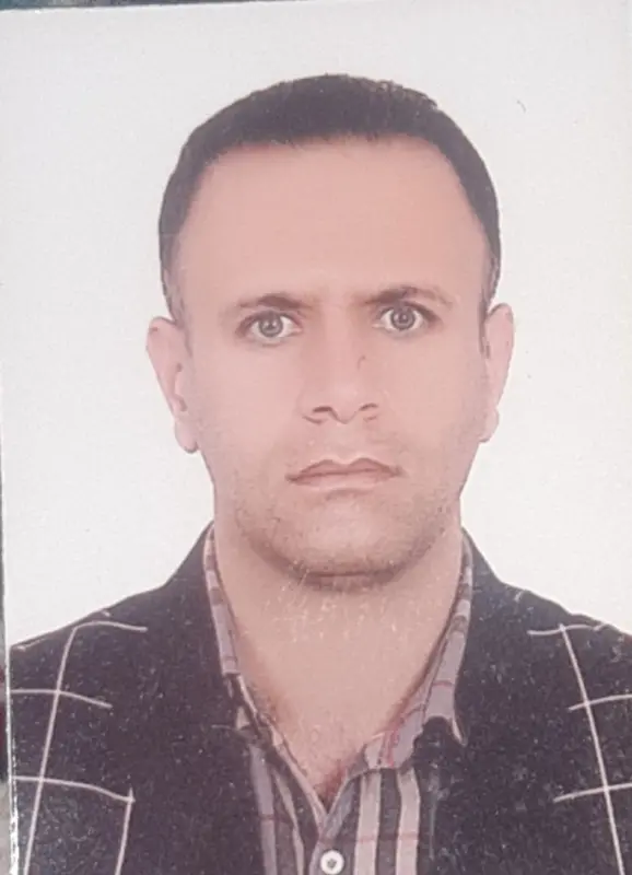 منوچهر کاکاوند