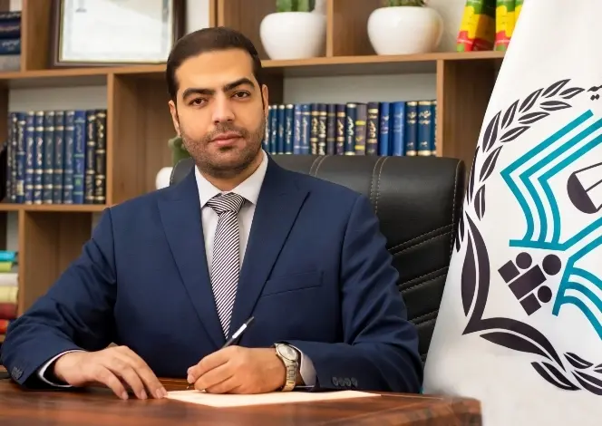 محسن اکبری