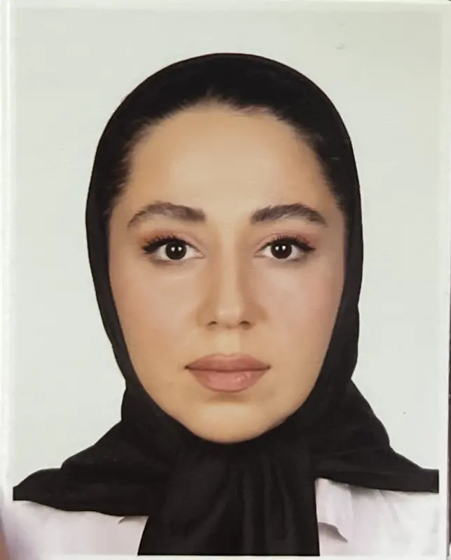 پانیذ خزلیان