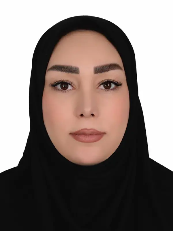 سارا قنبری