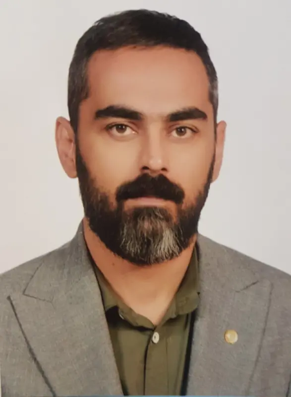 فرشاد عزیزی