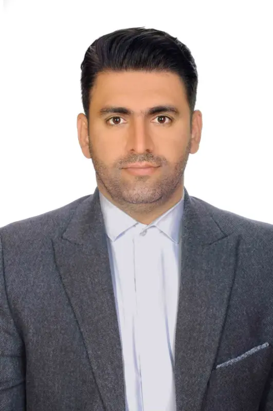 شهرام بزرگمهر