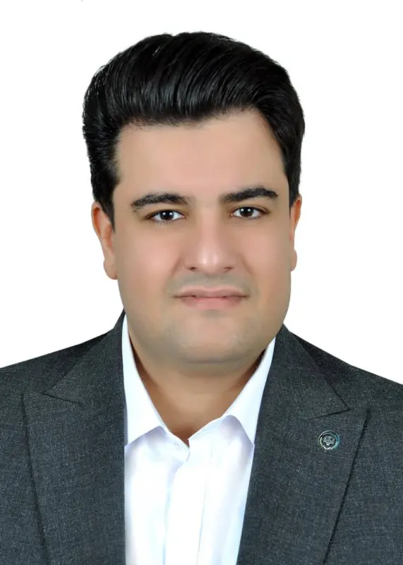 عرفان معین پور