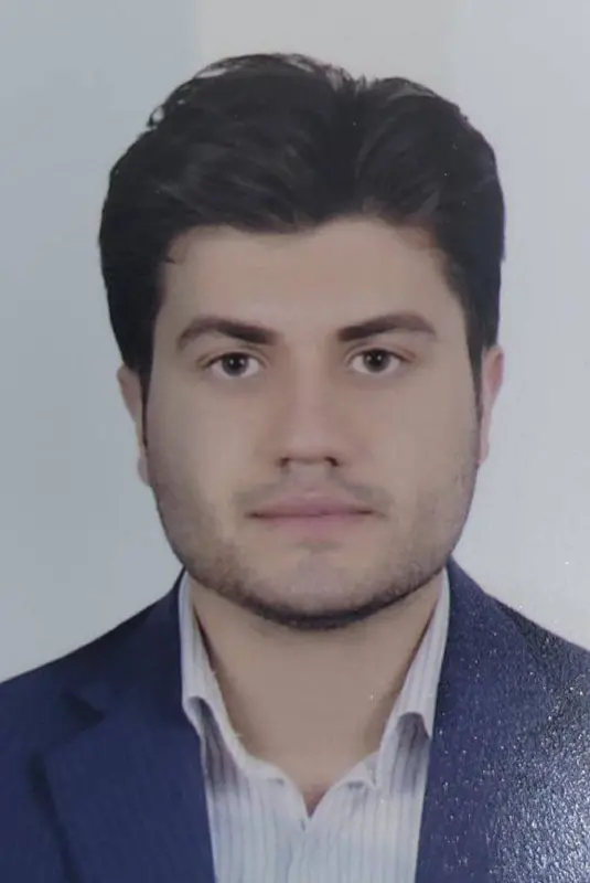 دانیال حسین زاده