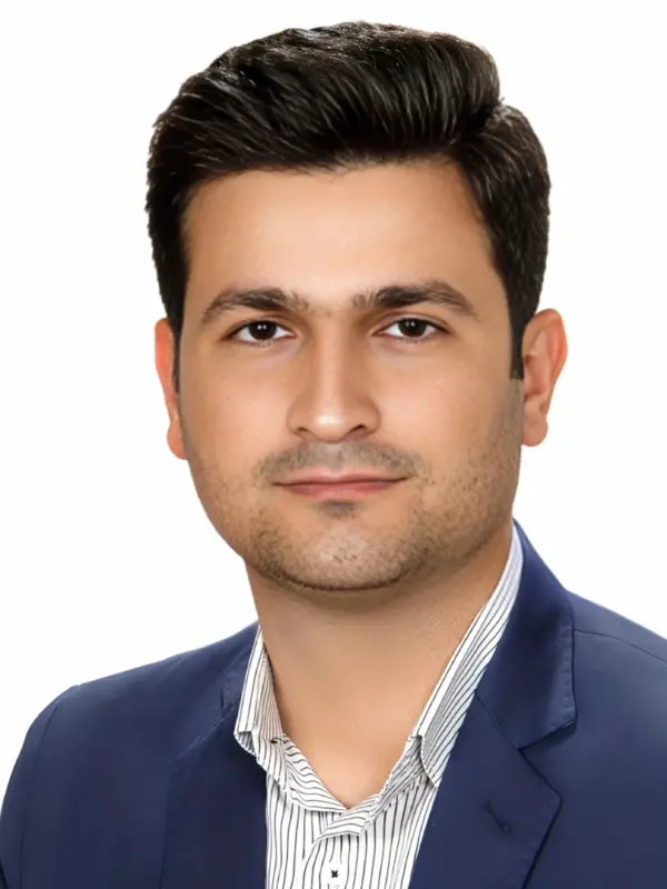مهرداد شفیعی پور