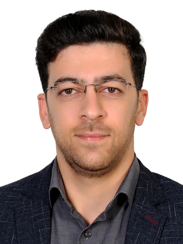علیرضا صادقپور فرخی