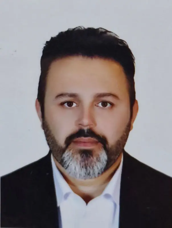 وحید آقایازی کمال