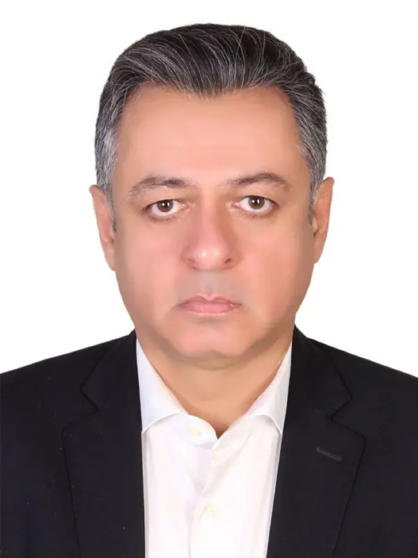 سیروس مؤمنی امیدزاد